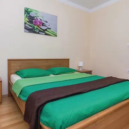 Apartment One-bedroom In Privlaka *