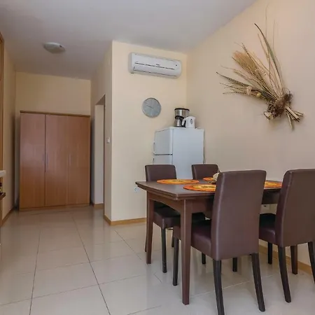 One-bedroom In Privlaka *